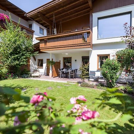 Apart M Aschau Im Zillertal Exterior photo