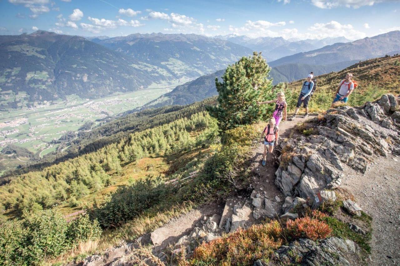 Apart M Aschau Im Zillertal Exterior photo