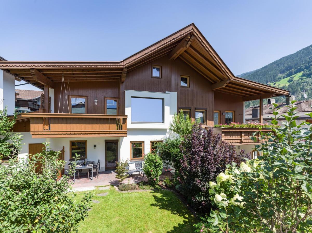 Apart M Aschau Im Zillertal Exterior photo
